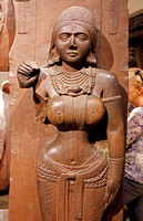 Bharhut Gallery:  Hourglass Figure!