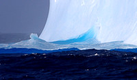Iceberg Surf