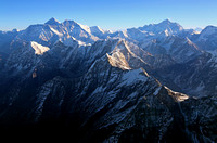 Everest (Left) to Makalu (Right)