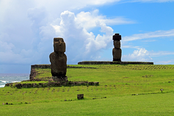 Ahu Tahai and Ahu Ko Te Riku at Tahai